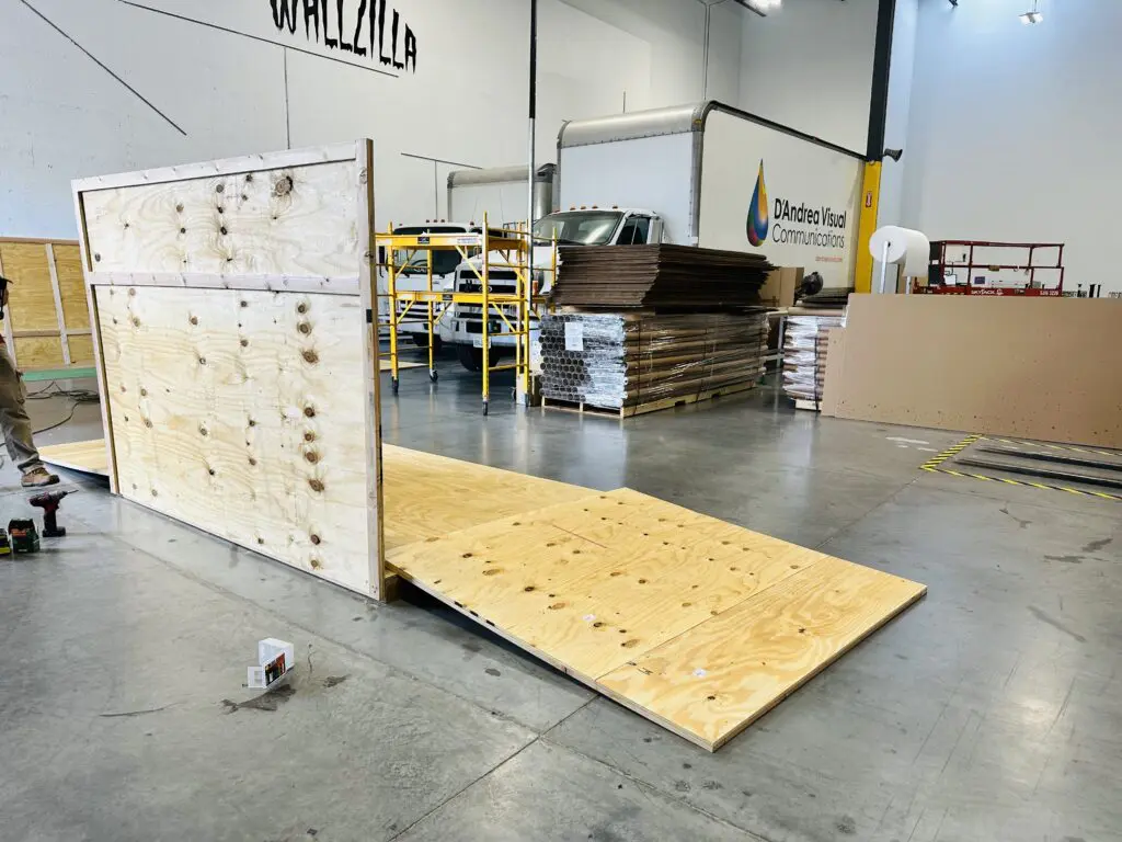 Crating packaging services