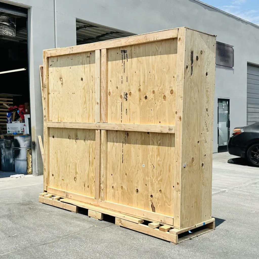 Crating packaging services