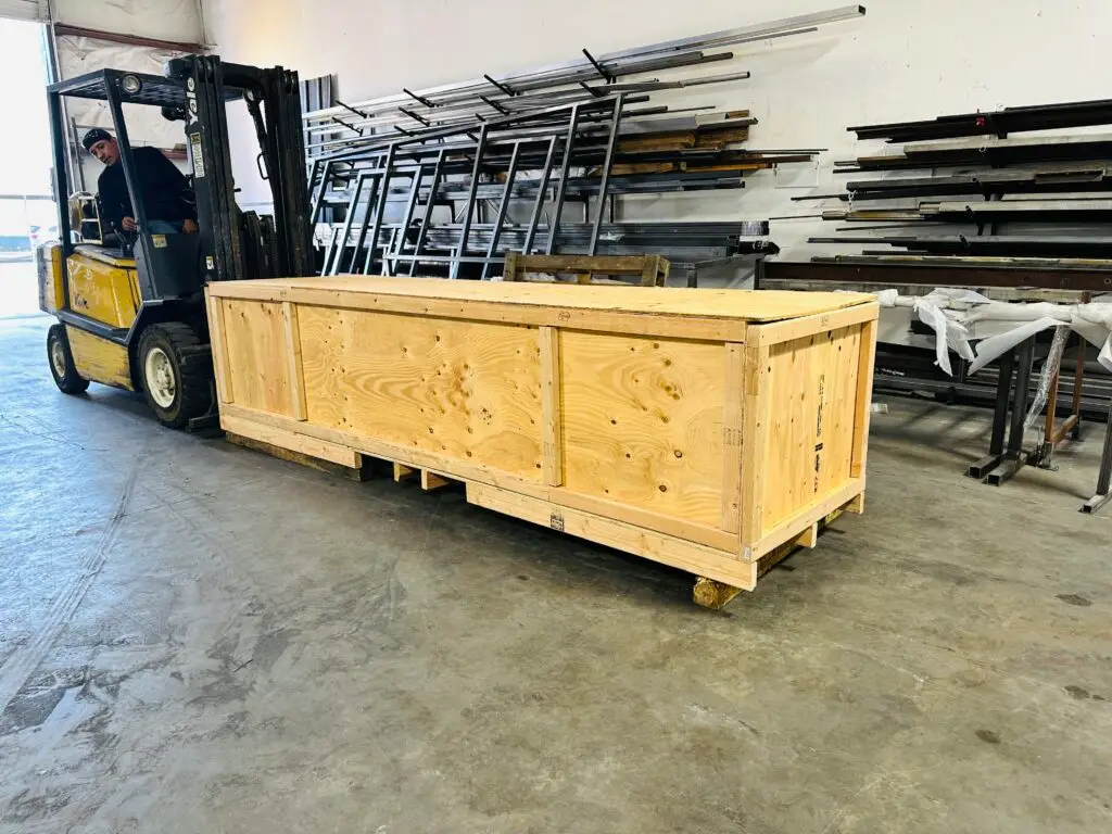 ISPM-15 certified wooden export crates built for secure international freight and customs compliance.